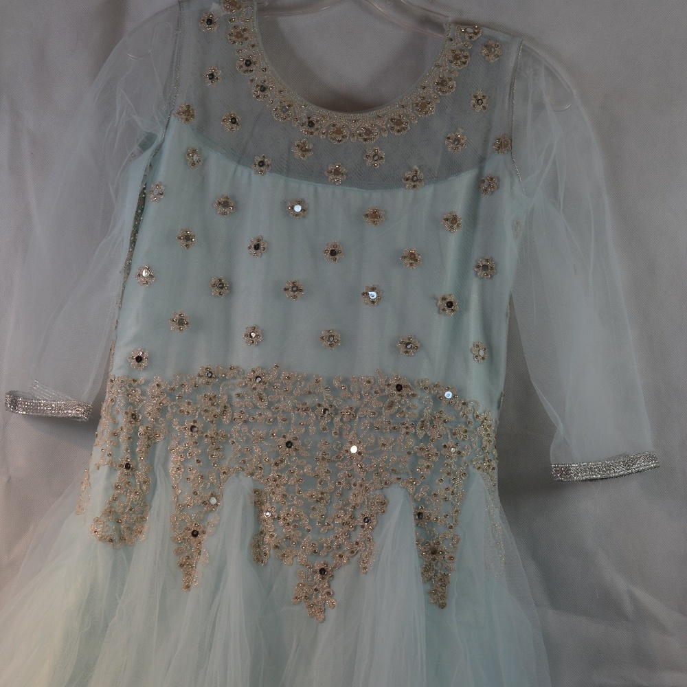 EmbellishedApplique/Rhinestone/Tulle Prom Dress SZ M/L
